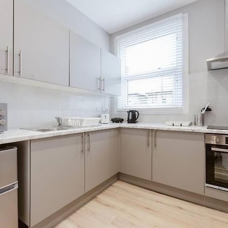 Stylish Kitchenette In Central London'S Vibrant Holloway District Exterior photo