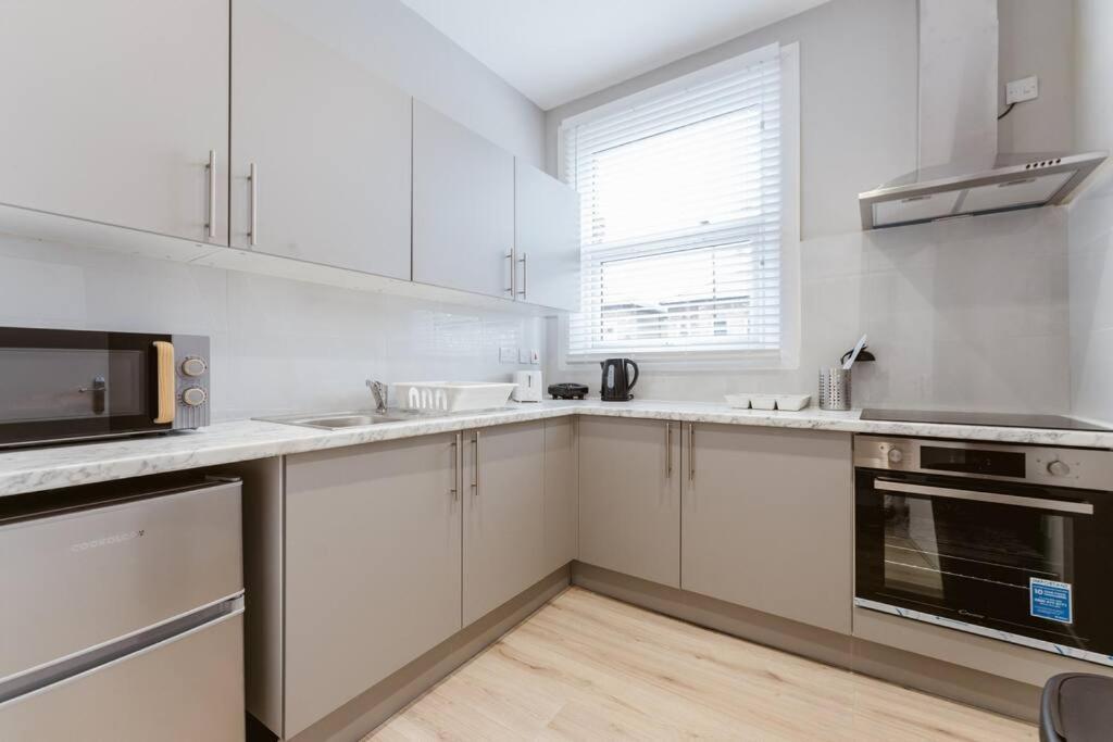 Stylish Kitchenette In Central London'S Vibrant Holloway District Exterior photo